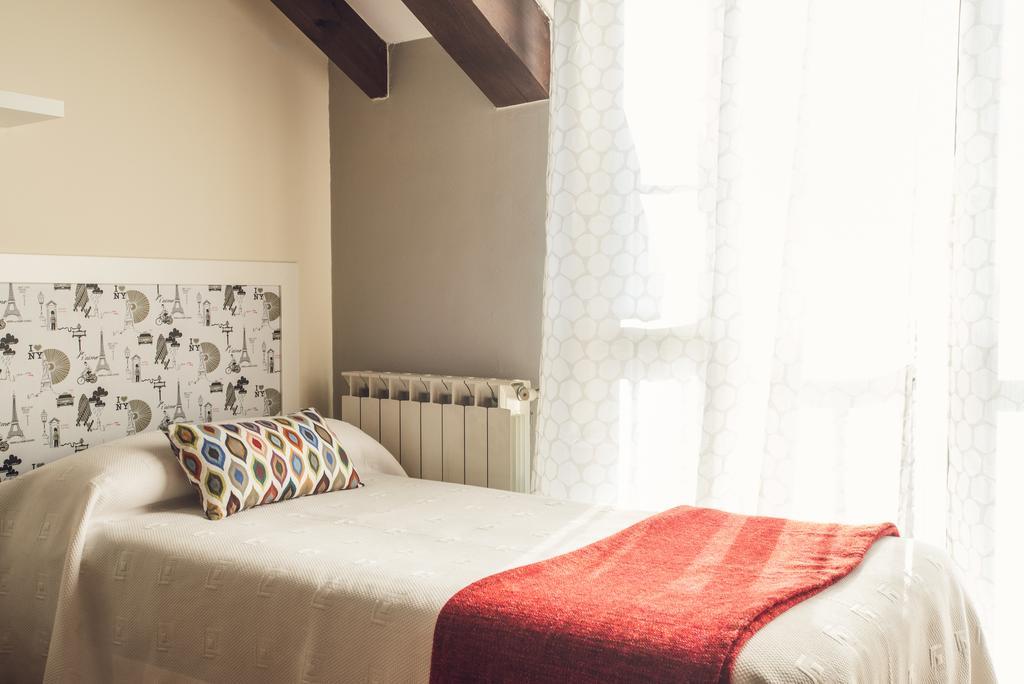 Apartamentos River Сантандер Экстерьер фото